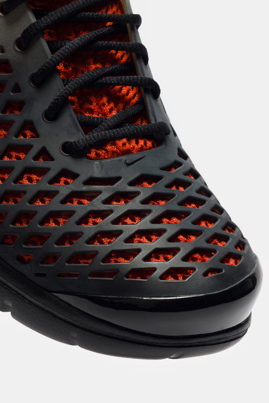 Nike Rejuven8 Run Sneaker in Black/Muslin/Rust Factor - Notre