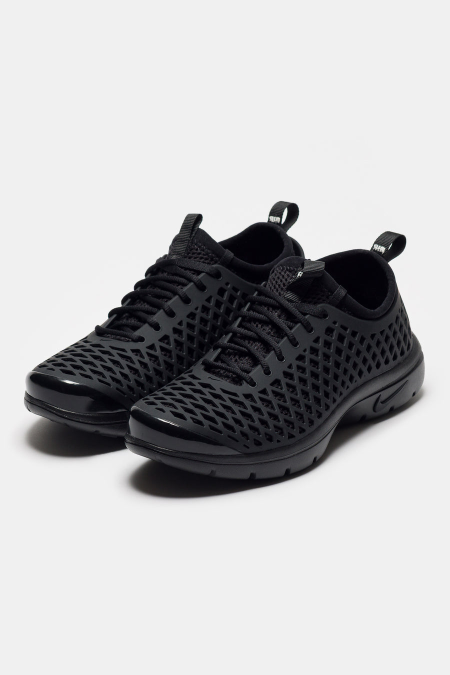 Rejuven8 Run SP Sneaker in Black/Black/Sail