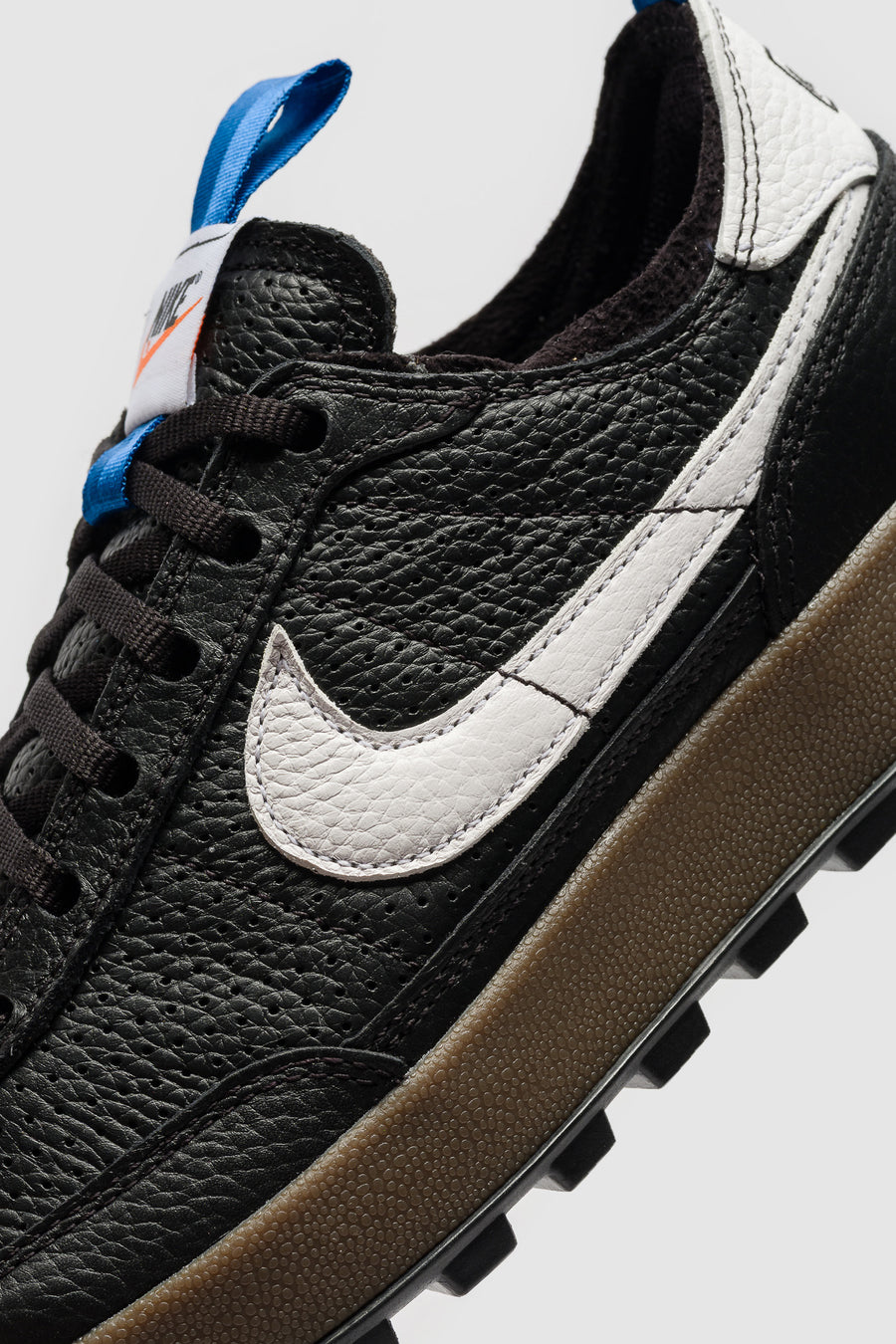 Nike Tom Sachs General Purpose Sneaker in Black/White/Team Royal/Team Orange - Notre