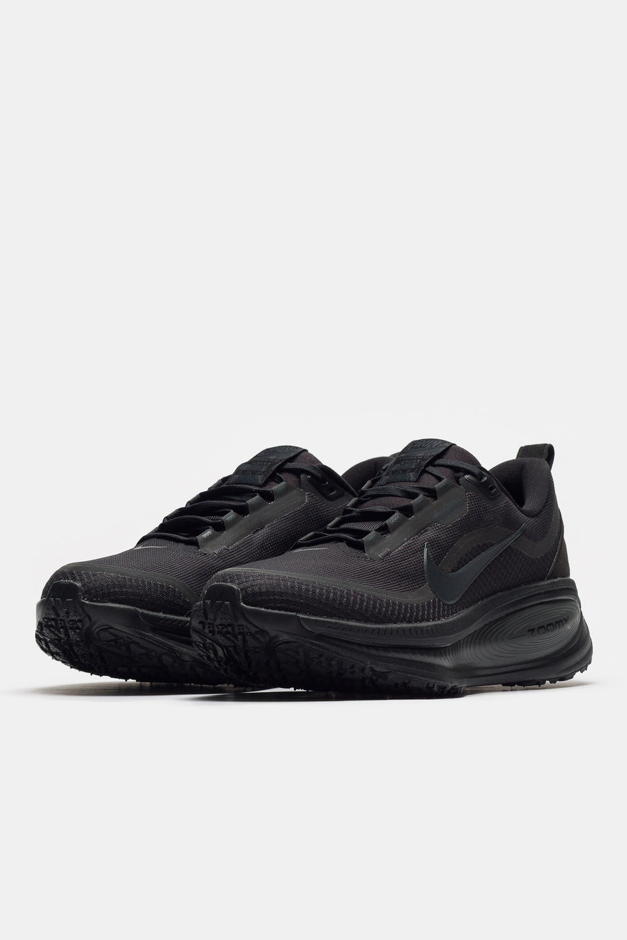 Vomero 18 Gore-Tex Sneaker in Black/Anthracite