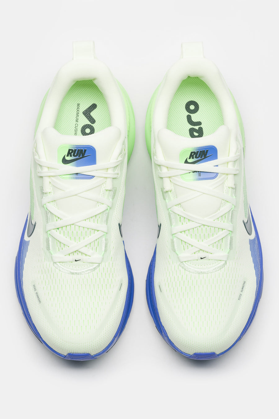 Vomero 18 Sneaker in White/Black Spruce/Volt Tint/Sapphire
