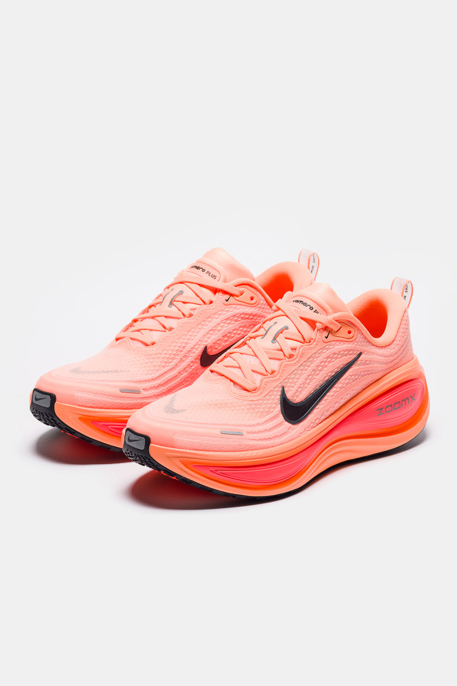 s*o様 Nike Vomero Plus 11 Orange Pulse 27 Vomero Plus Sneaker in Orange Pulse/Black/Hot Lava/Total