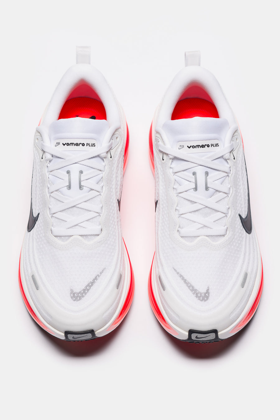 Vomero Plus Sneaker in White/Black/Bright Crimson - Nike