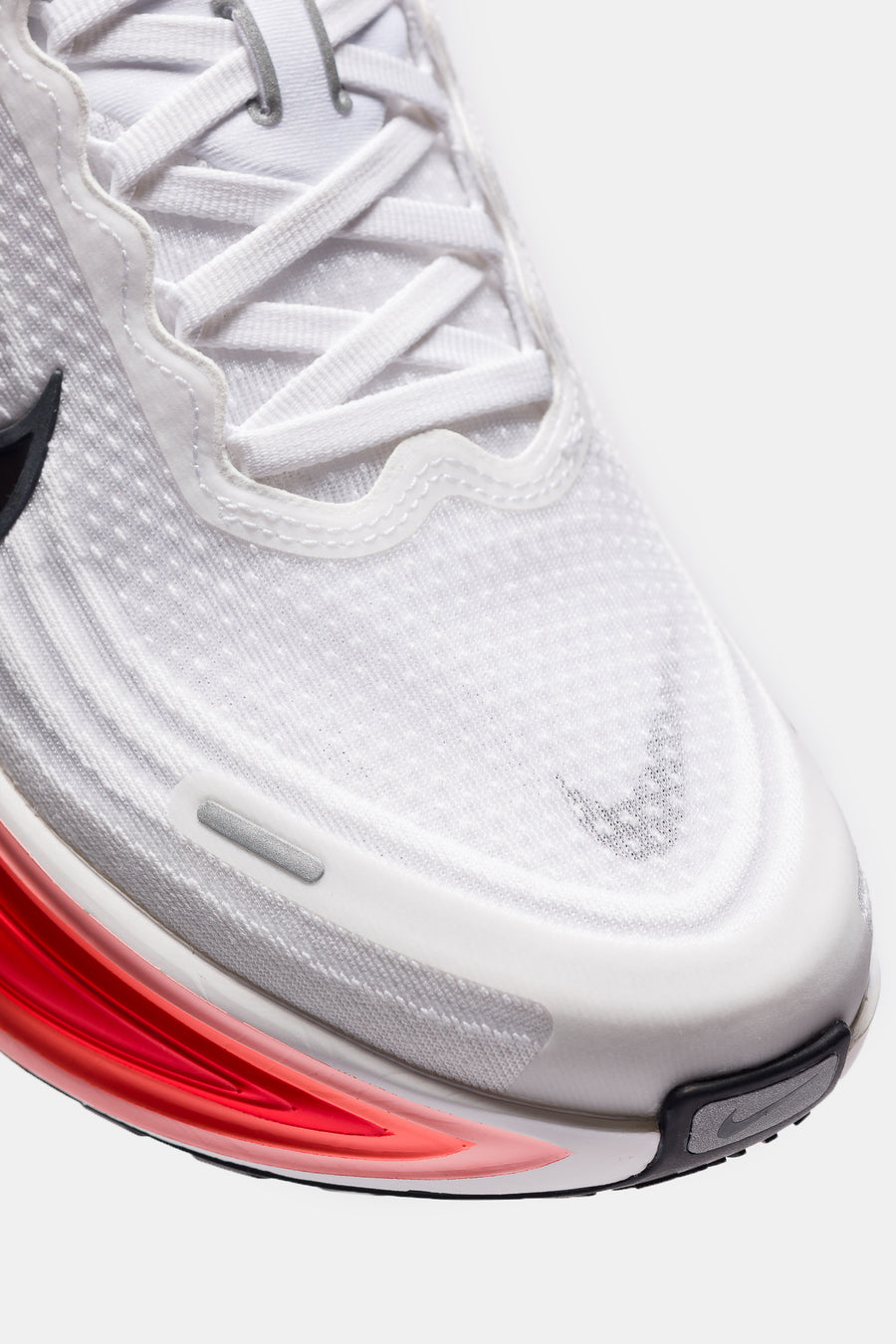 Nike Vomero Plus Sneaker in White/Black/Bright Crimson - Notre