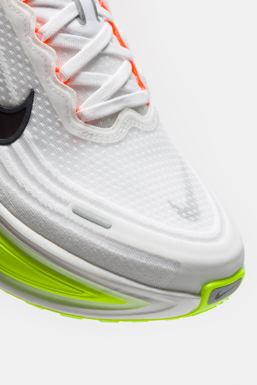 Vomero Plus Sneaker in White/Black/Volt/Barely Volt