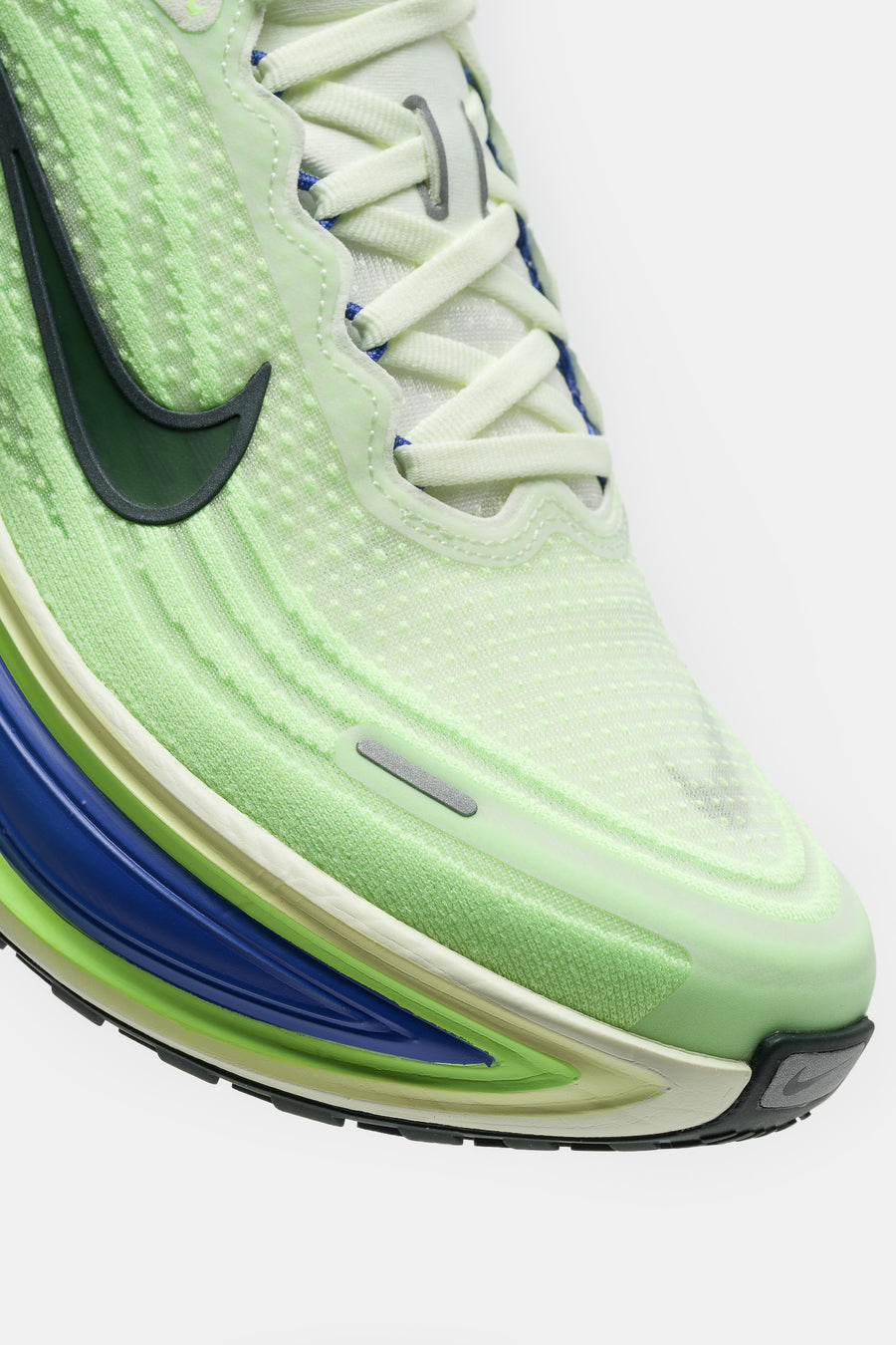 Vomero Plus Sneaker in Volt Tint/Black Spruce/Lime Blast