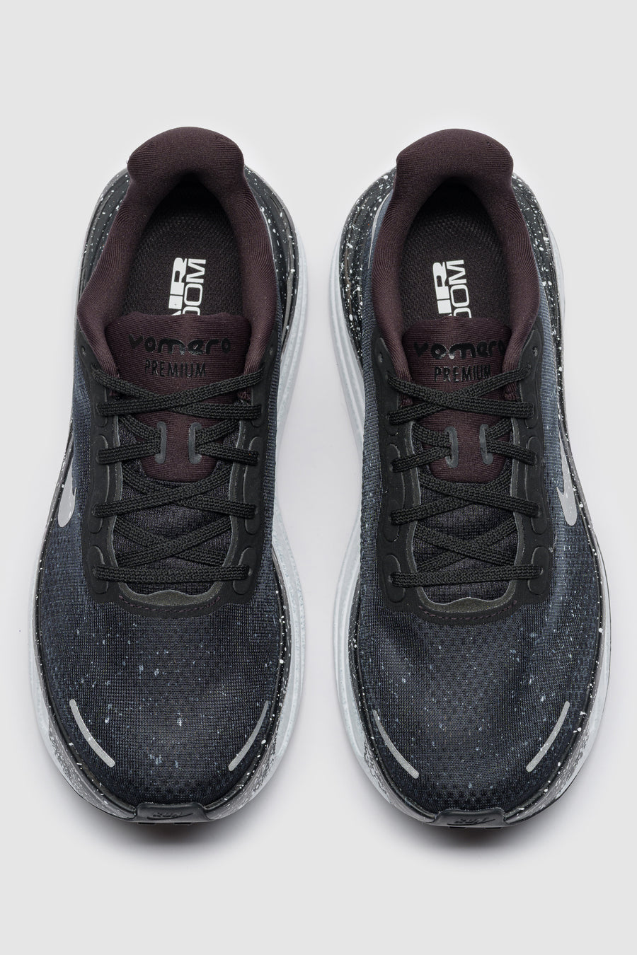 Nike Vomero Premium Sneaker in Black/Metallic Silver/White - Notre
