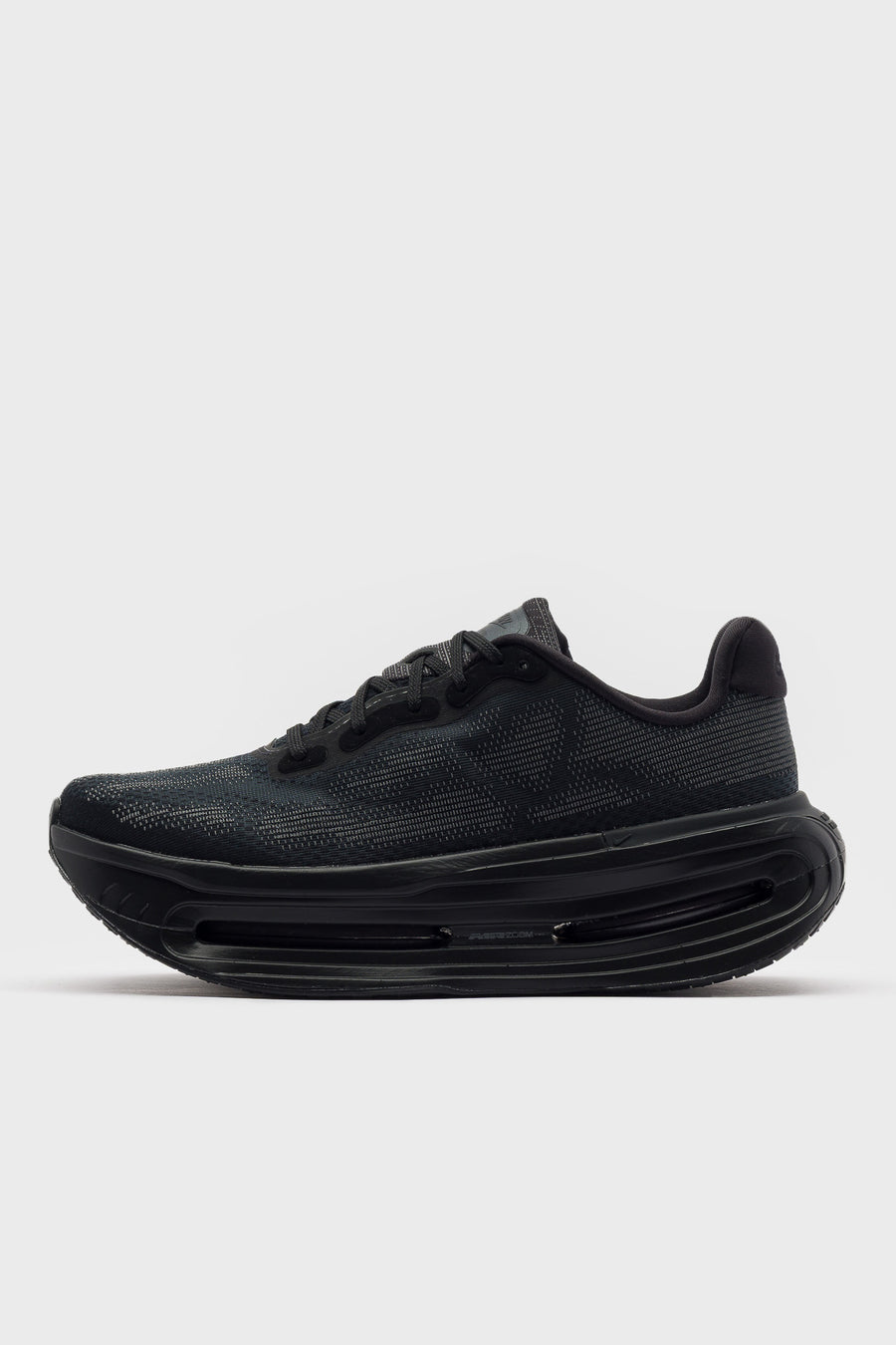 Nike Vomero Premium SP Sneaker in Black/Black/Iron Grey - Notre