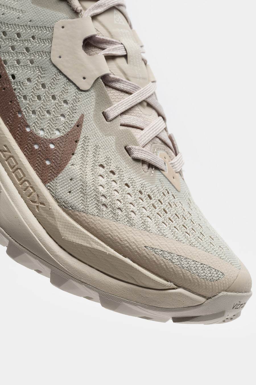 ACG Zegama Trail in Cream II/Diffused Taupe