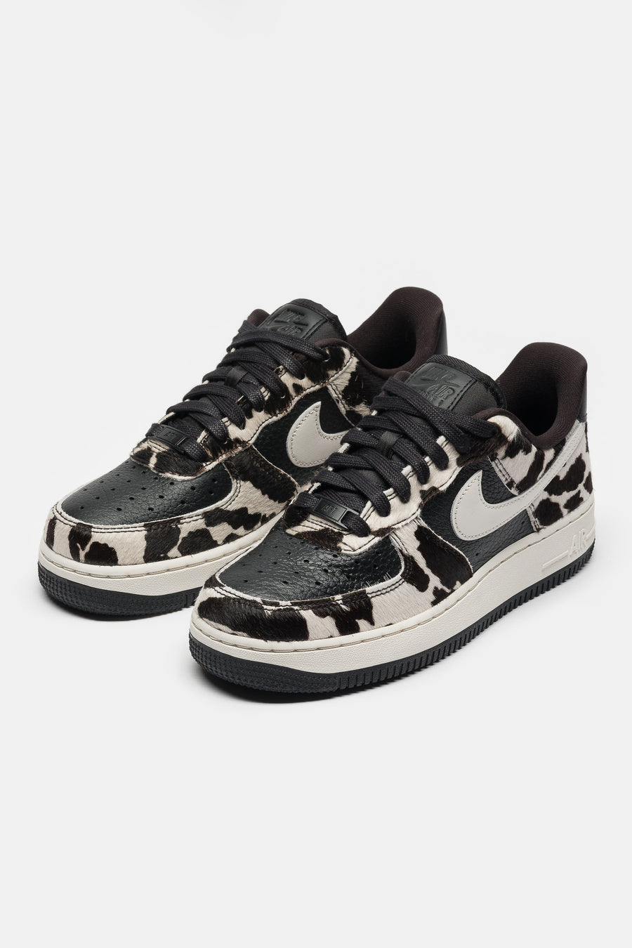 Air Force 1 '07 Sneaker in Black/Phantom/Black