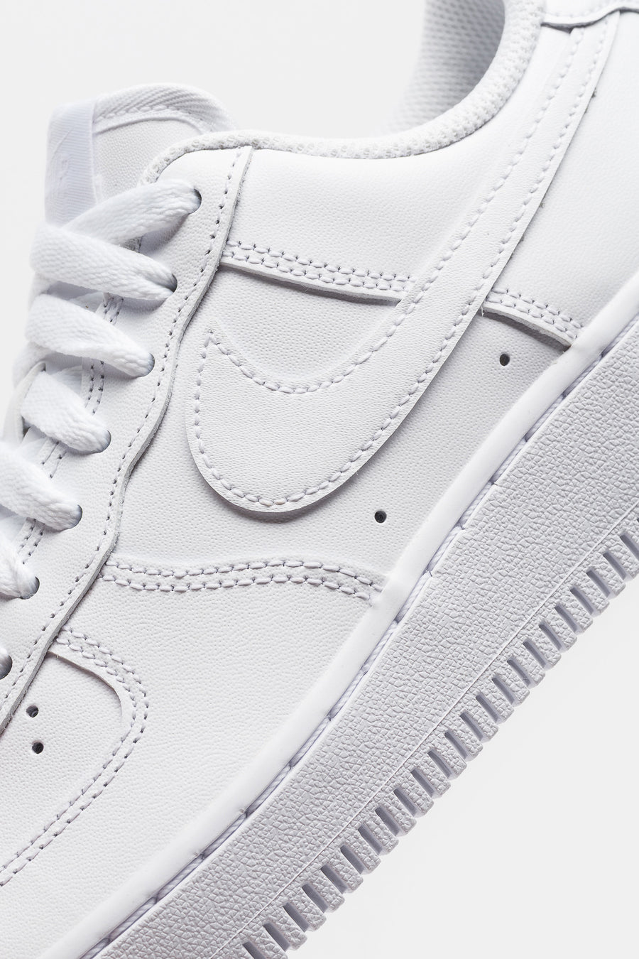 Nike Air Force 1 '07 Sneaker in White/White - Notre