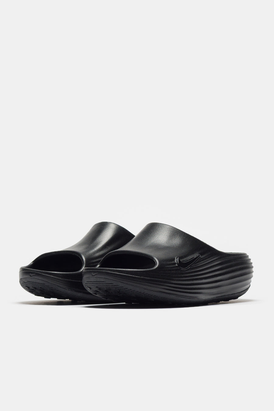 Nike ReactX Rejuven8 Slide in Black/Black - Notre