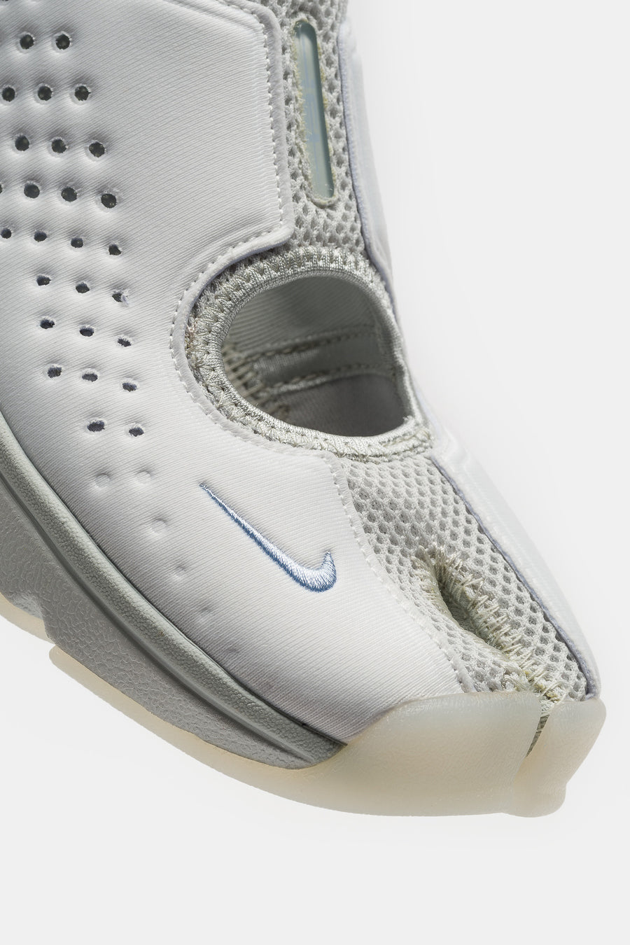 Air Rift 2 Sneaker in Summit White/Ice Blue/Swan/Light Silver