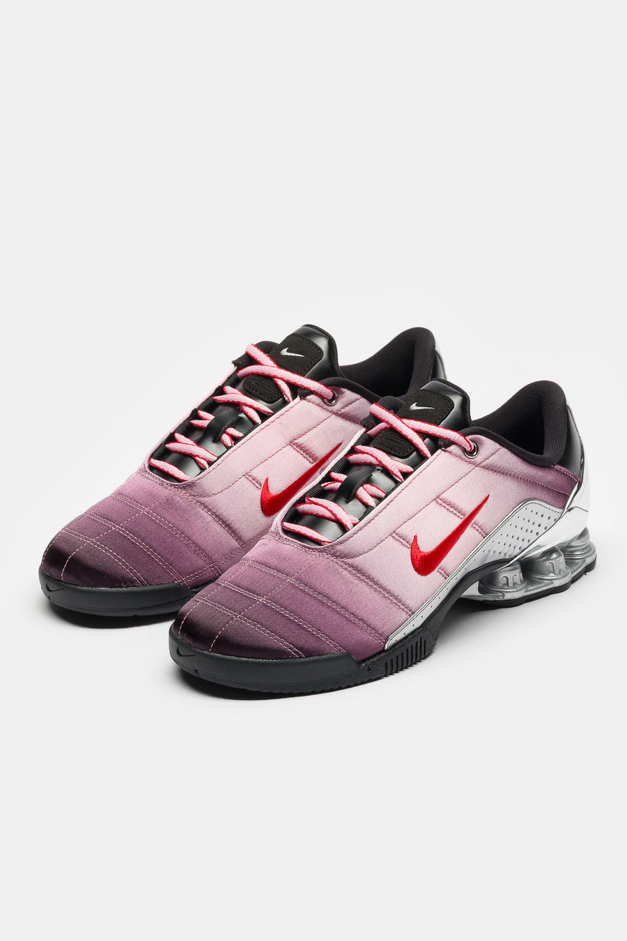 Forget-me-nots Total 90 Shox Magia Sneaker in Shy Pink/University Red/Black