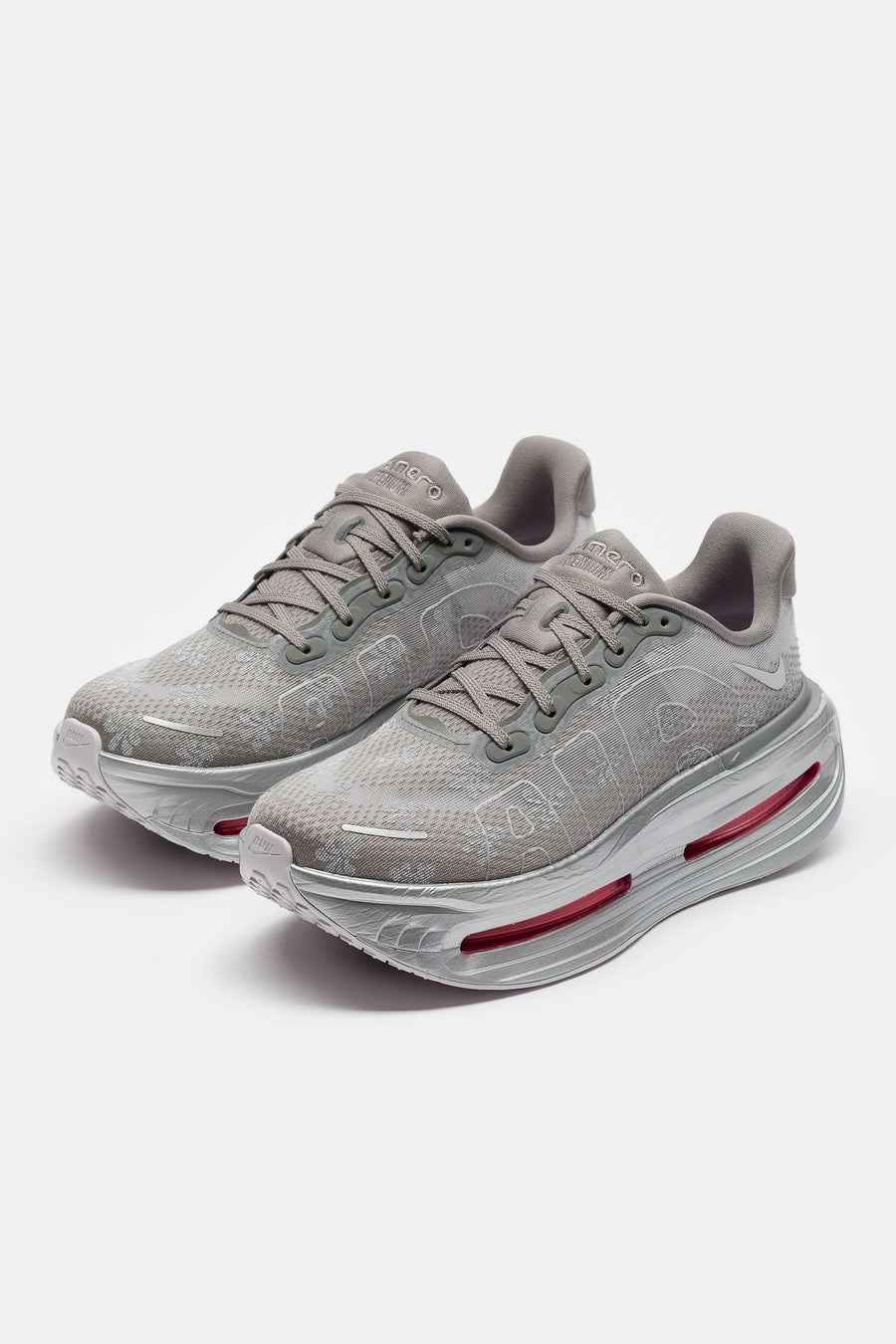 Vomero Premium Sneaker in Geyser Grey/Peony/Metallic Silver
