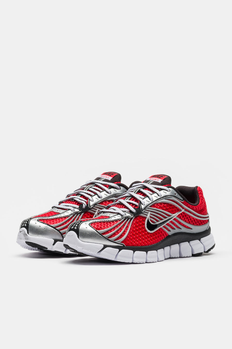 Zoom Skylon 11 Sneaker in University Red/Black/Metallic Silver
