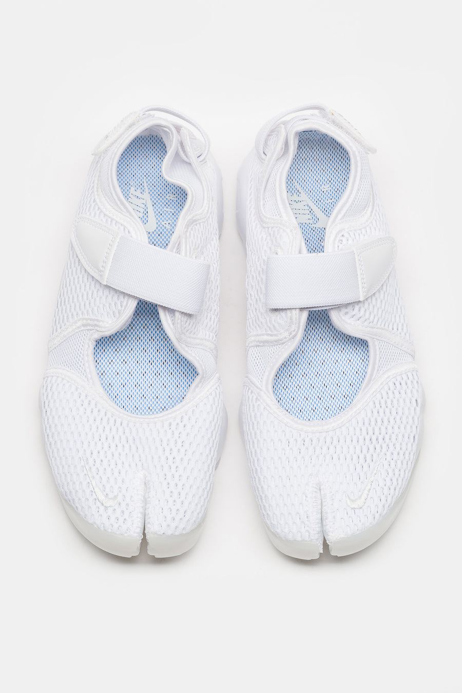 Air Rift Breathe Sneaker in White/Pure Platinum