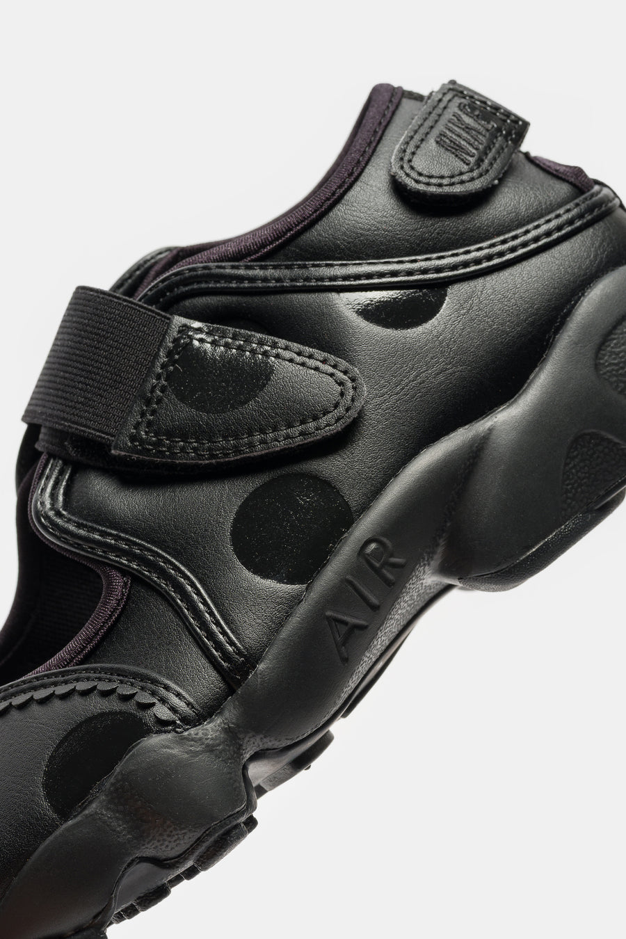 Nike Air Rift Polka Dot Sneaker in Black/Black/Black - Notre