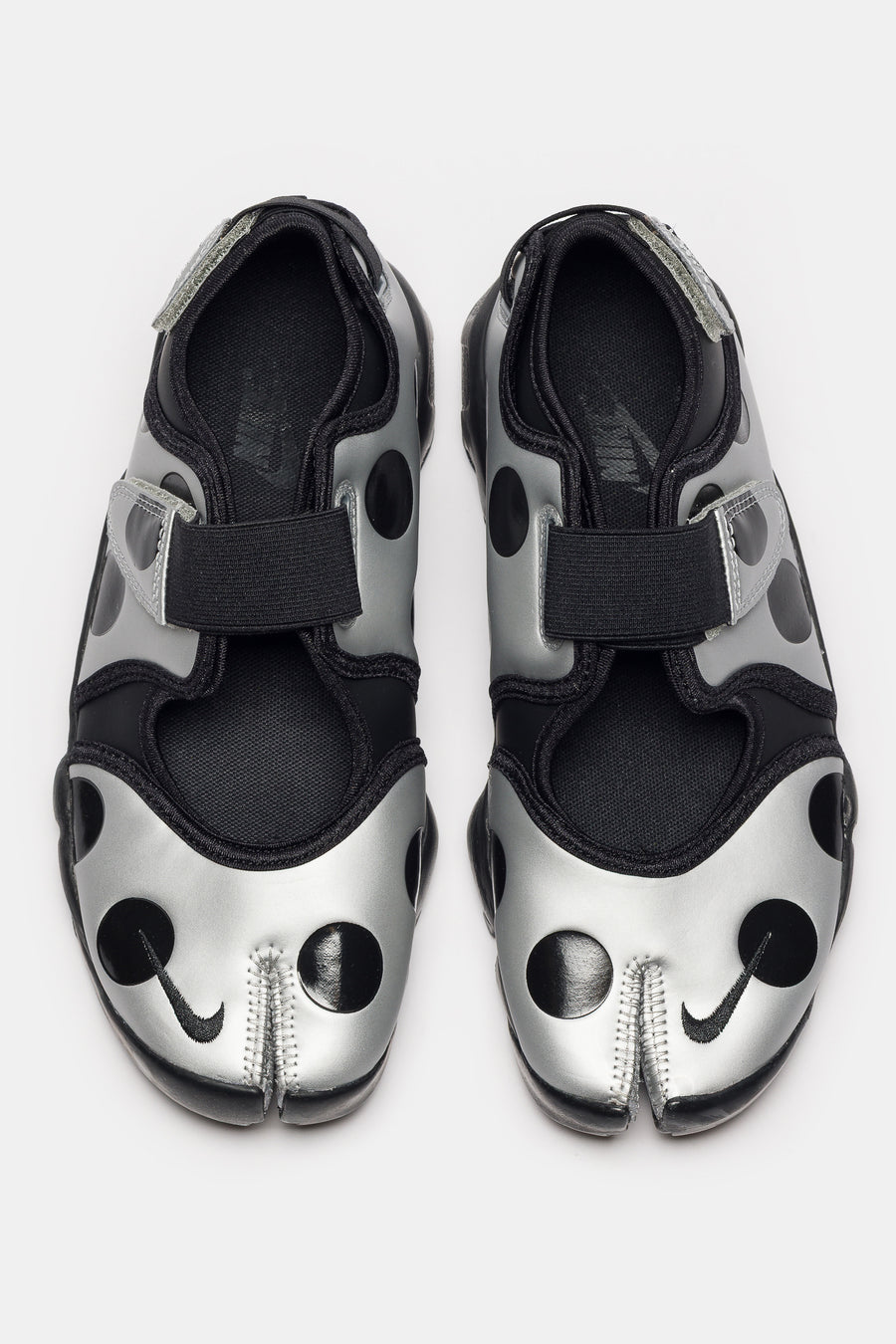 Nike Are Riffs Air Rift Sneaker in Black/Black/Metallic Silver