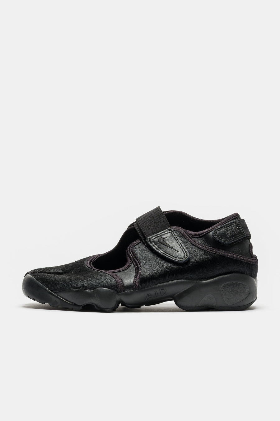 Nike Air Rift Sneaker in Black/Cool Grey - Notre