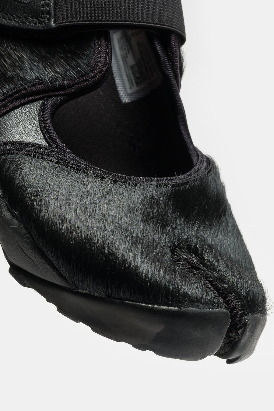 Nike Air Rift Sneaker in Black/Cool Grey - Notre