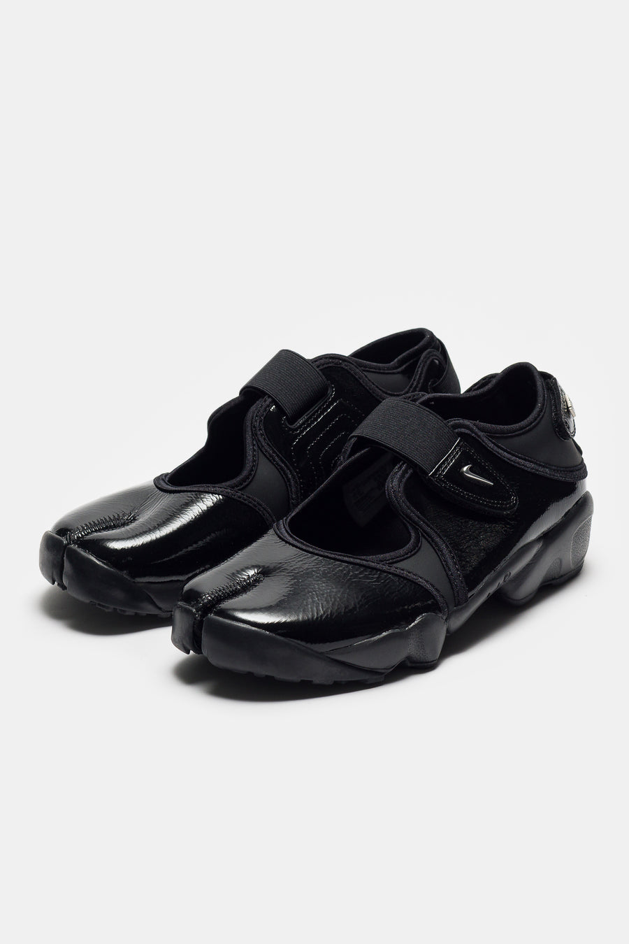 Air Rift Sneaker in Black/Metallic Silver/Black