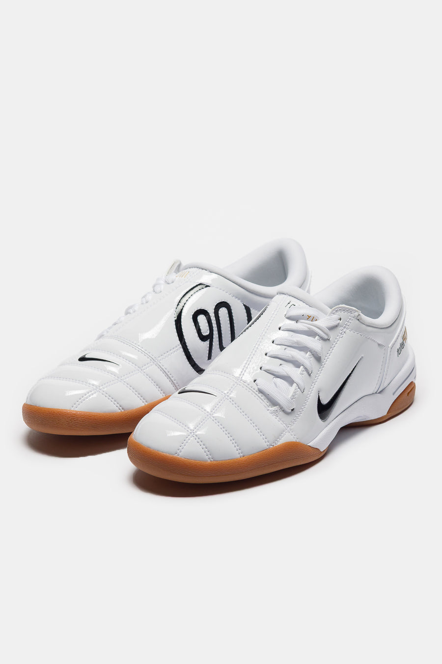 Nike Total 90 Sneaker in White/Black/White/Metallic Gold - Notre