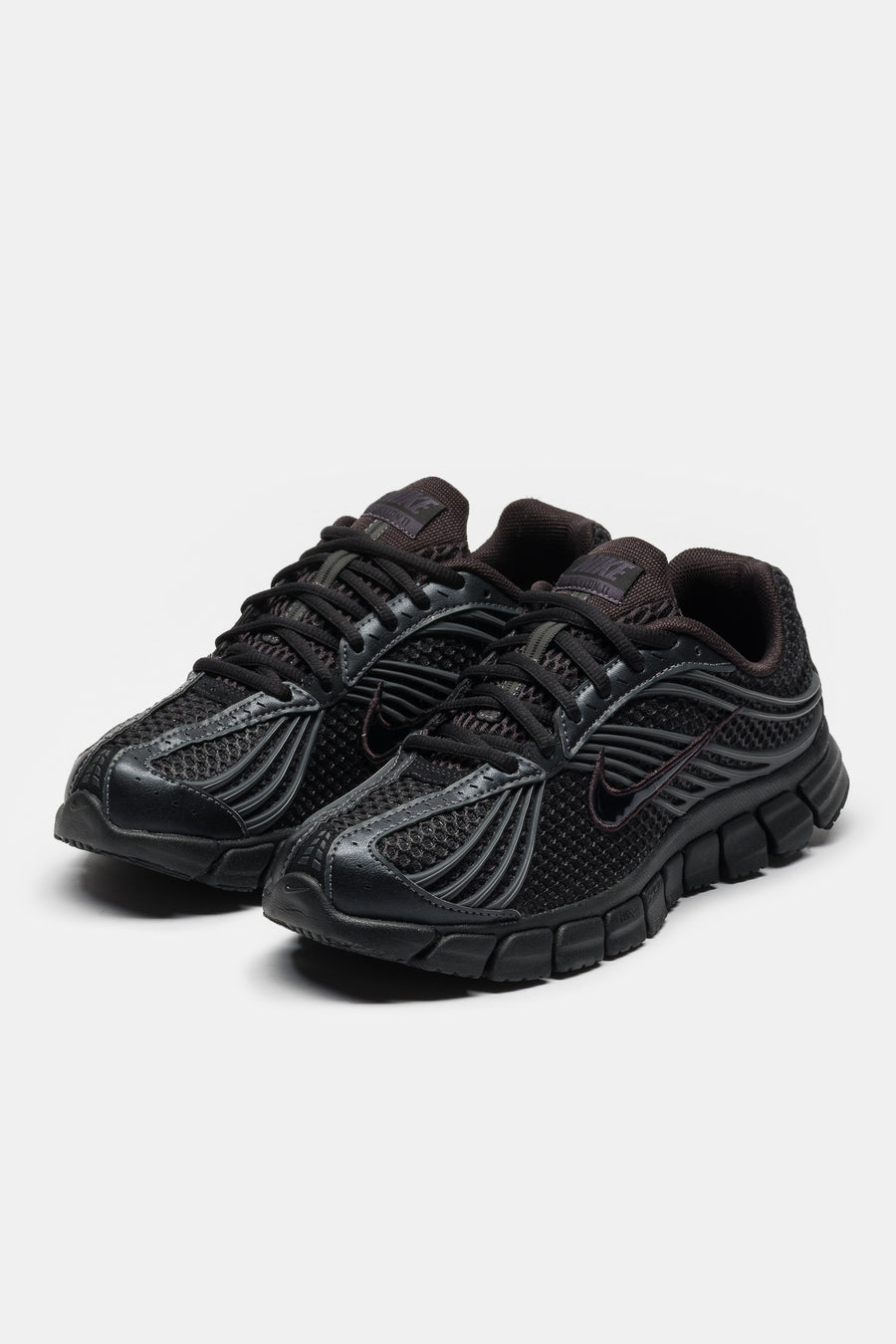 Zoom Skylon 11 Sneaker in Black/Black/Anthracite