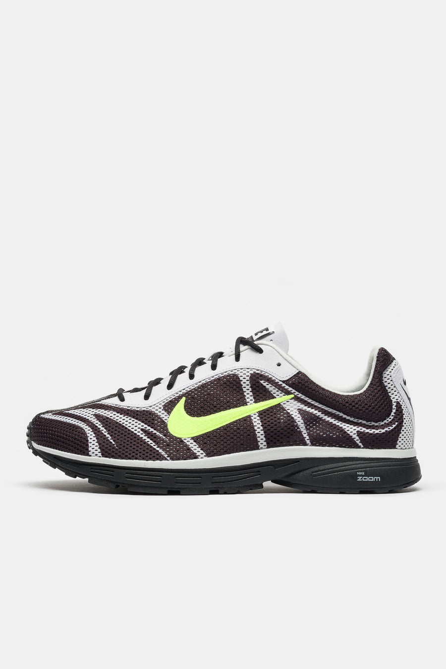 Zoom Streak 3 Sneaker in Black/Volt/Summit White