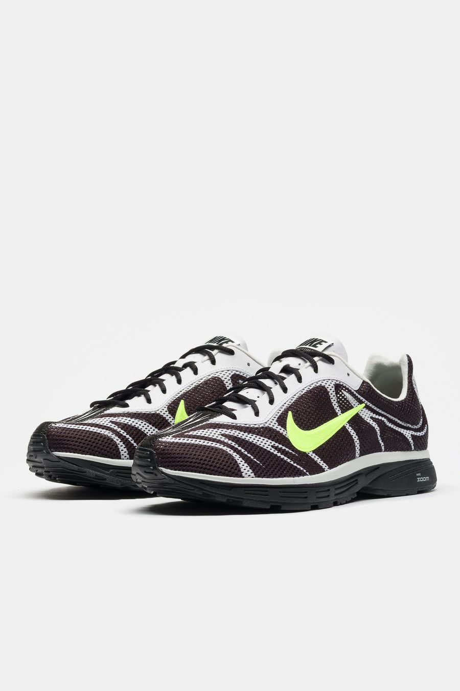 Zoom Streak 3 Sneaker in Black/Volt/Summit White