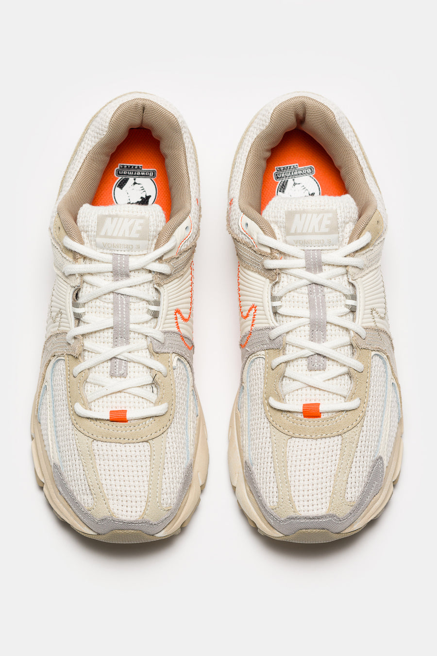 Zoom Vomero 5 Sneaker in Lt Orewood Brown/Khaki/Pale Ivory