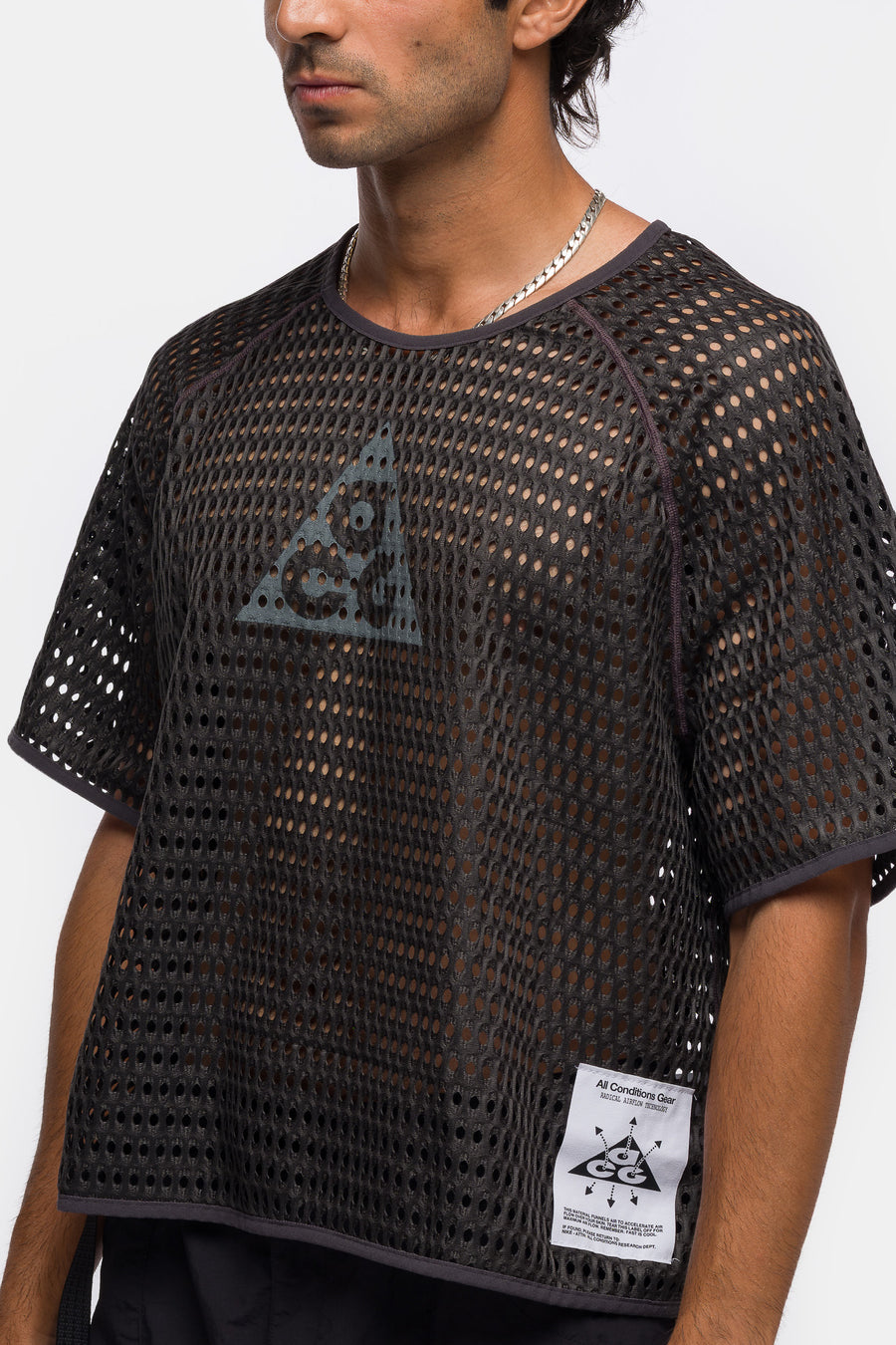 ACG Radical AirFlow Dri-FIT Short-Sleeve Trail Running Top in Anthracite