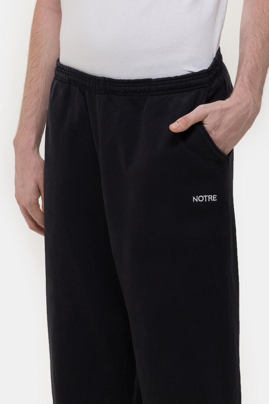Notre Logo Sweatpant in Black Edge - Notre