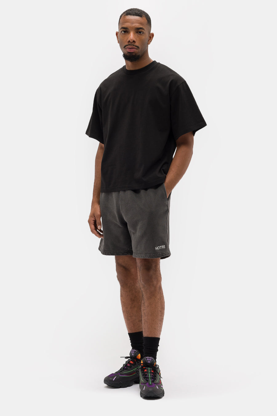 Notre Logo Sweat Shorts in Vintage Black
