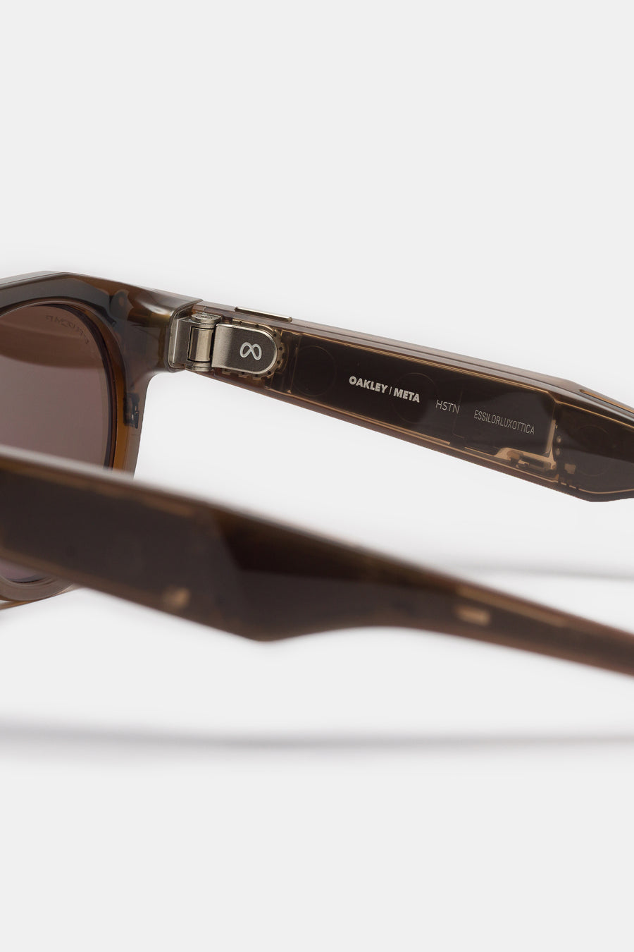 Meta HSTN Transitions Glasses in Brown Smoke/Prizm Deep Water Polarized