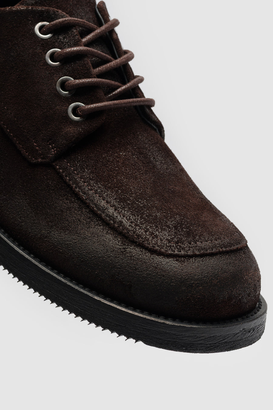 Old Buster Moc Toe Shoe in Waxed Suede Deep Brown
