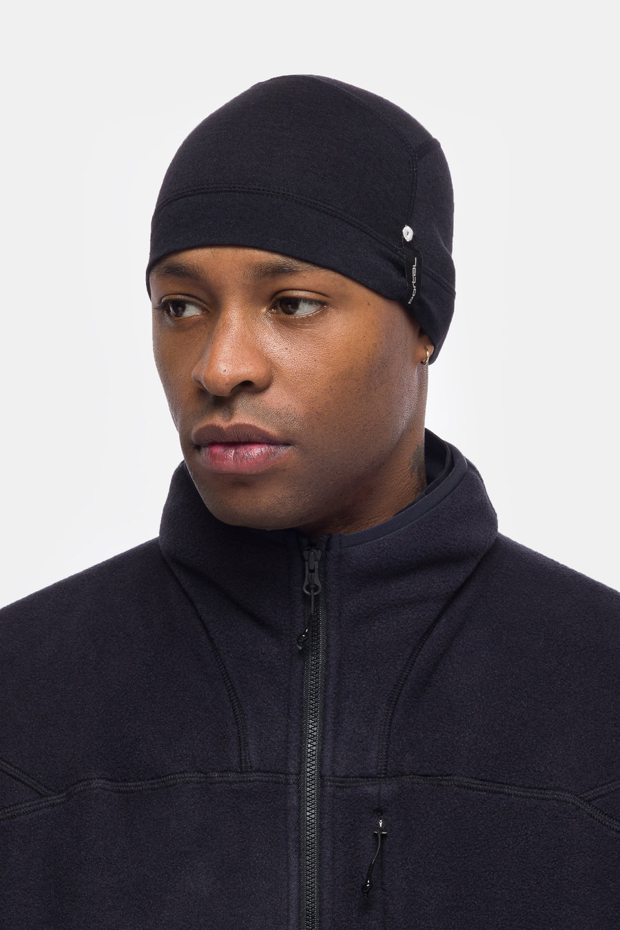 Portal Drift Merino Beanie in Black Beauty - Notre