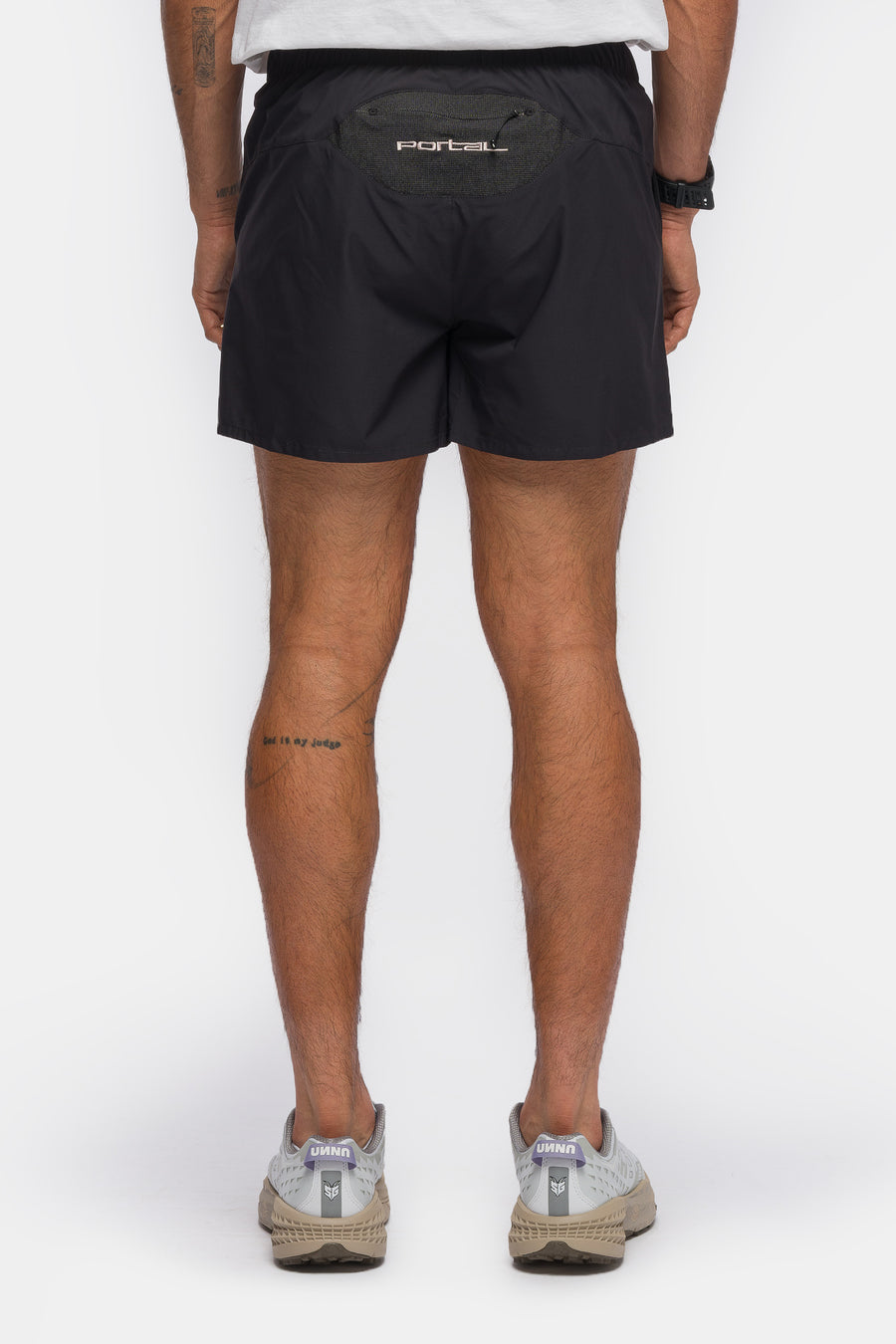 Marka Liner Short in Black Beauty