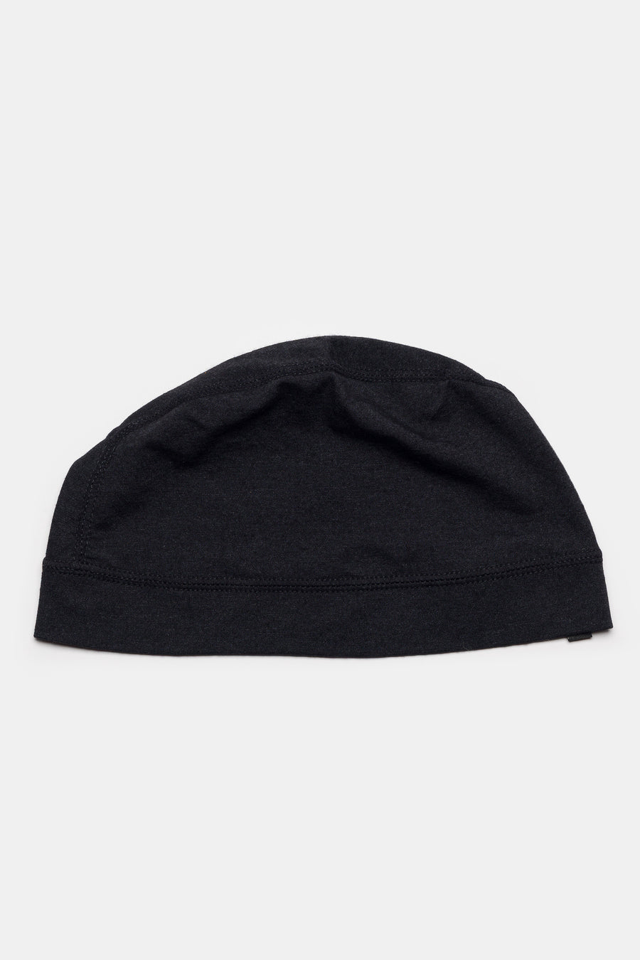 Portal Drift Merino Beanie in Black Beauty - Notre