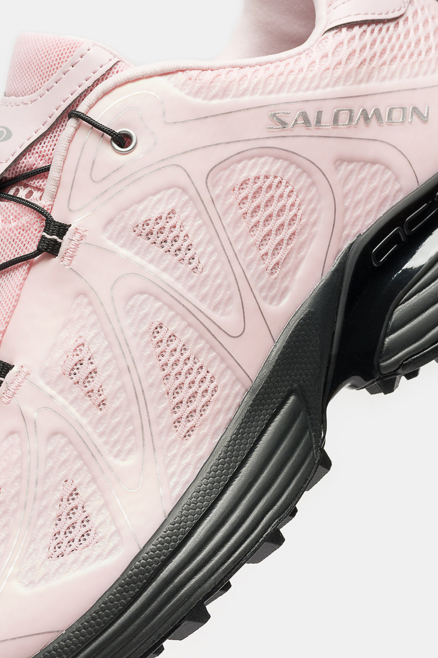 SALOMON ADVANCED XT-Whisper Void Sneaker in Icy Pink/Black/FTW Silver - Notre