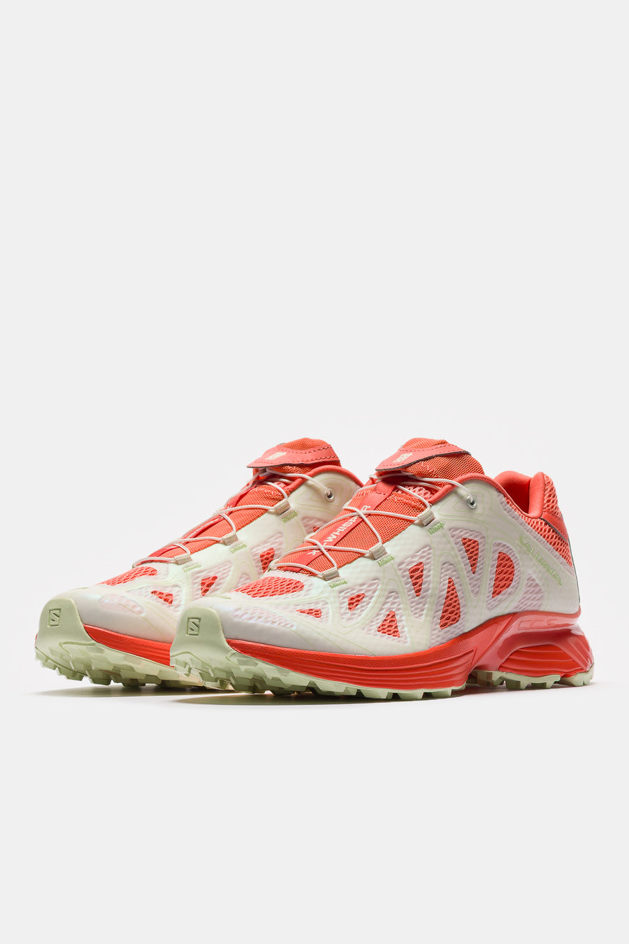SALOMON ADVANCED Ama Lou XT-Whisper Void Sneaker in Vanilla Ice/Fusion Coral/Emberglow - Notre