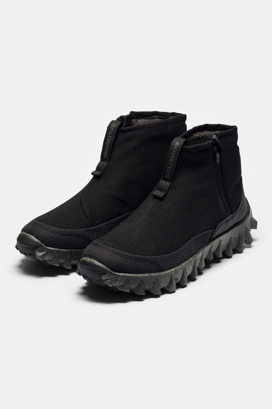 Snowclog Mid Sneaker in Black/Black