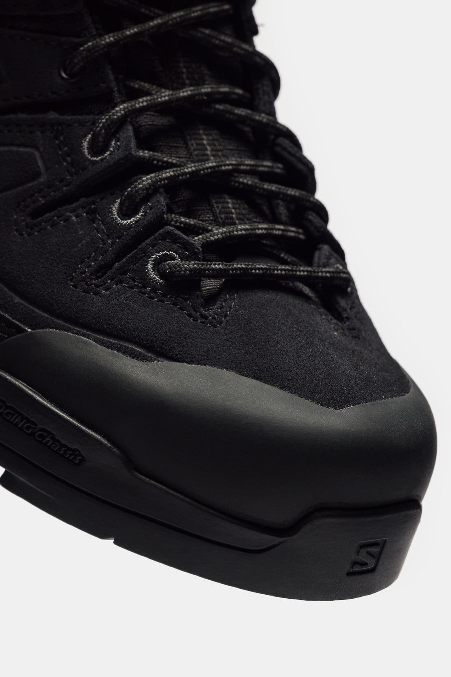 X-Alp Mid Gore-Tex Boot in Black/Black