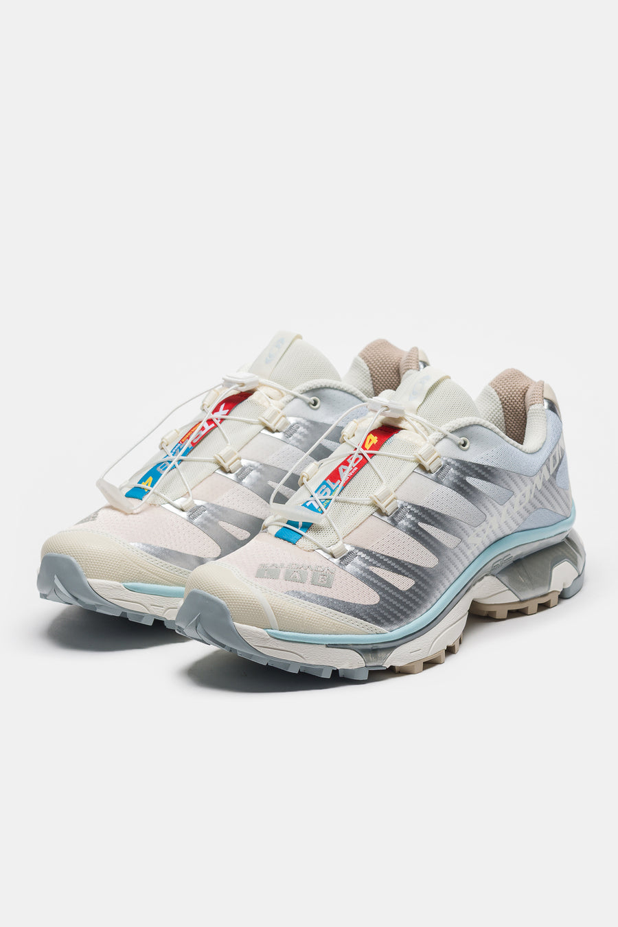 SALOMON ADVANCED XT-4 OG Sneaker in Vanilla Ice/Ballad Blue/Tender Peach - Notre