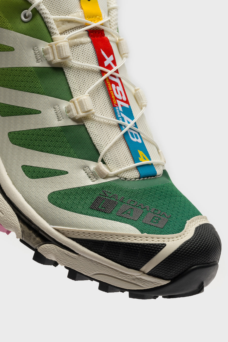 SALOMON ADVANCED XT-4 OG Sneaker in Vanilla Ice/Acid Lime/Pink Frosting - Notre