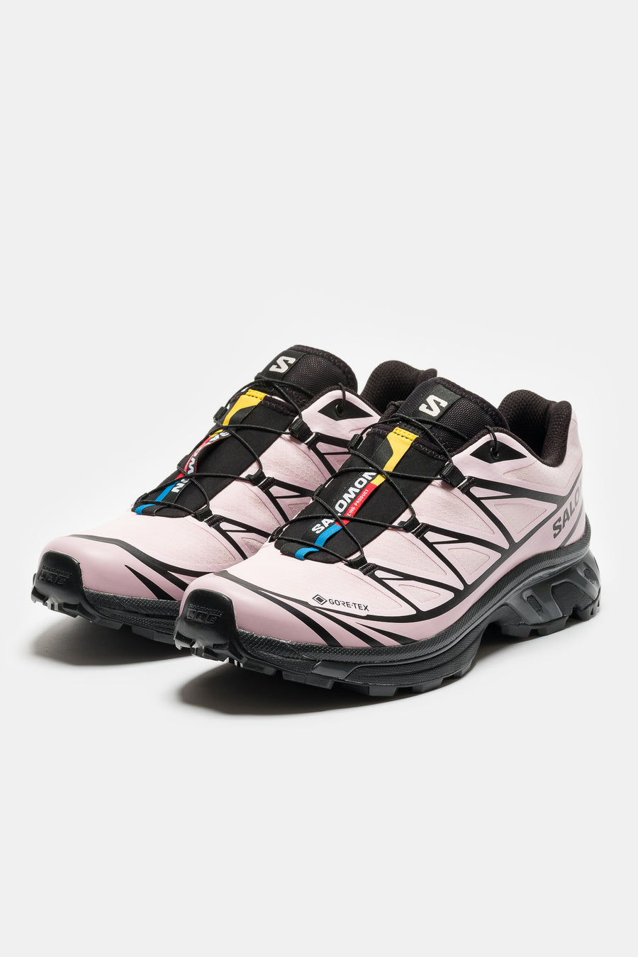 XT-6 GTX Sneaker in Black/Icy Pink/Dawn Pink
