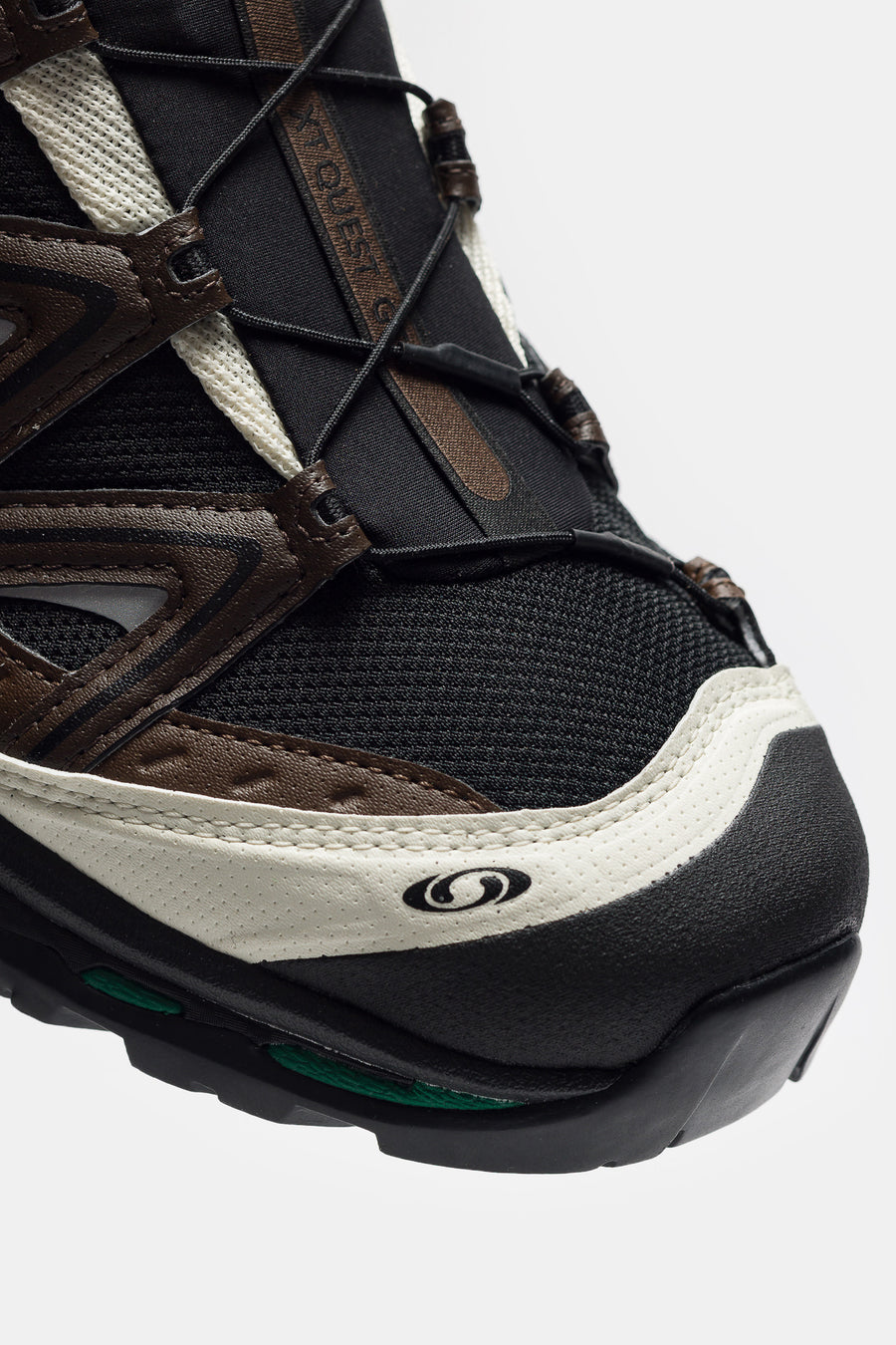 XT-Quest GTX Sneaker in Black/Delicioso/Green Jacket
