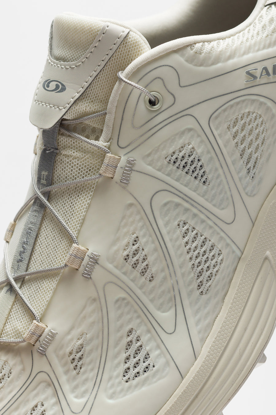 XT-Whisper Void Sneaker in Vanilla/Vanilla