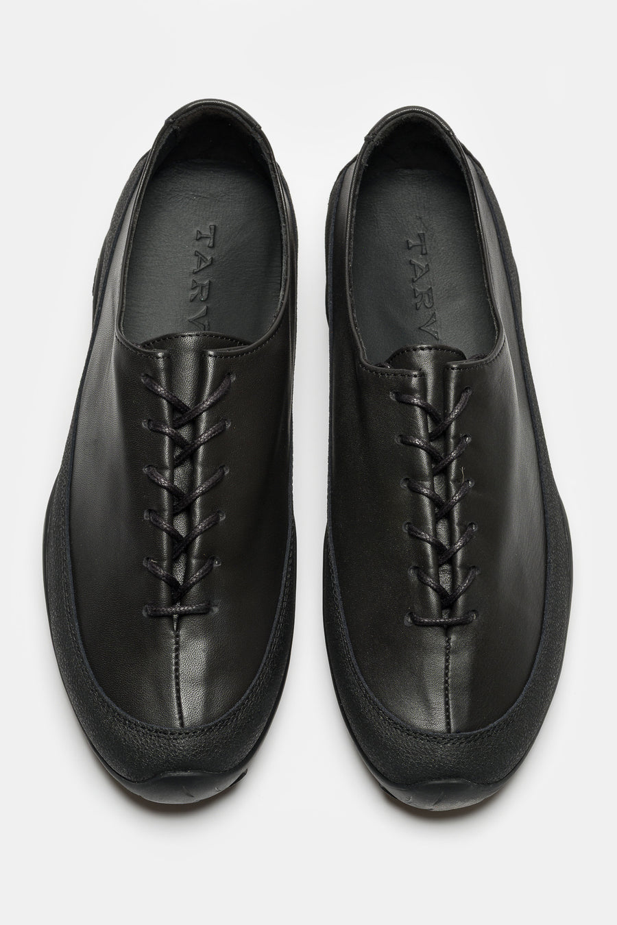 Tarvas Wanderer Shoe in Black Leather - Notre