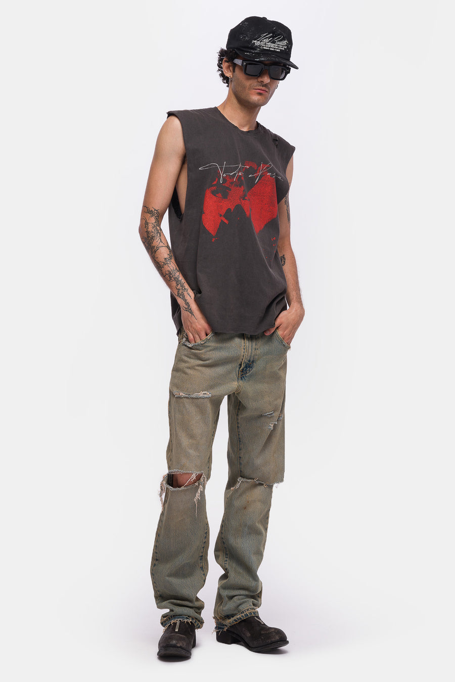 TODO PASA Can't Prey Sleeveless T-Shirt in Vintage Black - Notre